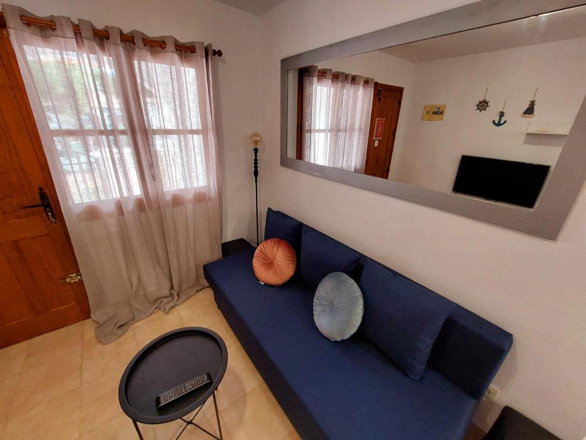 Apartament Casa Del Gato Rojo , Communal Swimming Pool , Terrace With Barbecue Torrevieja Eksteriør billede