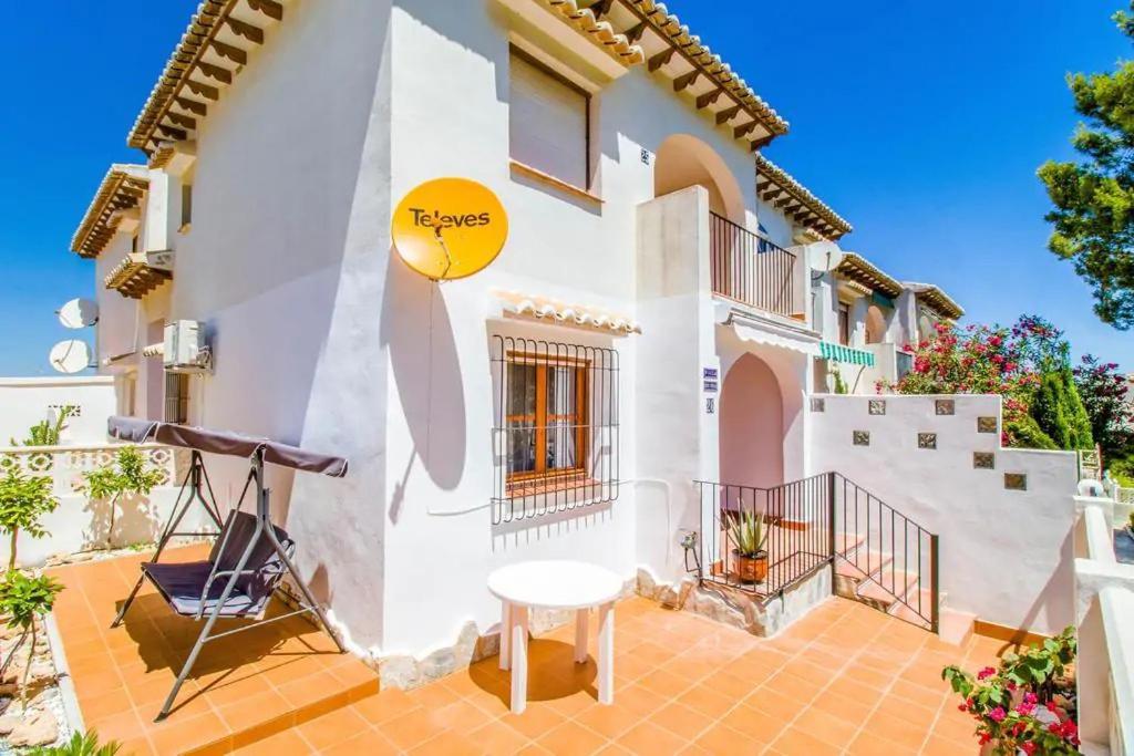 Apartament Casa Del Gato Rojo , Communal Swimming Pool , Terrace With Barbecue Torrevieja Eksteriør billede