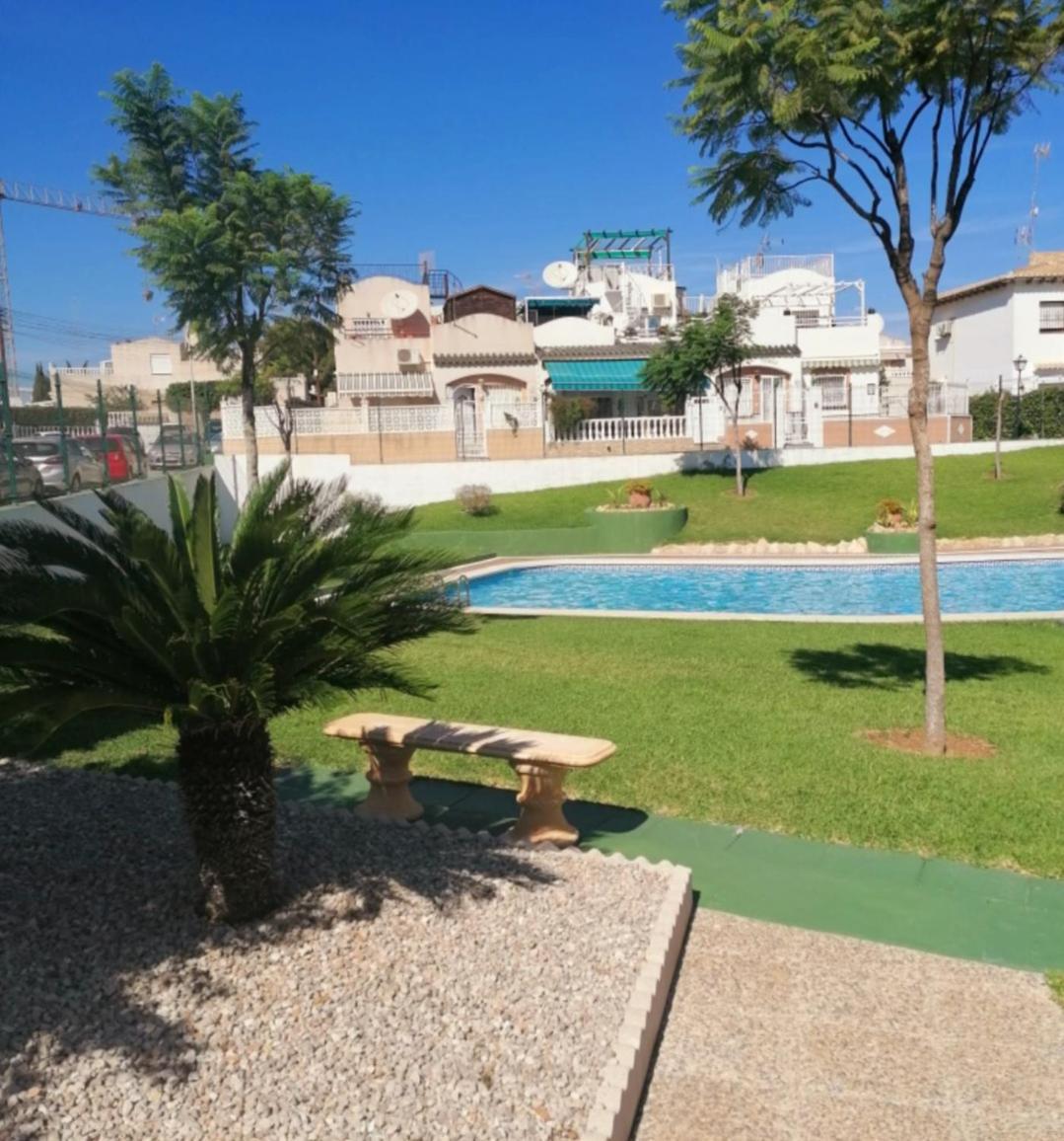 Apartament Casa Del Gato Rojo , Communal Swimming Pool , Terrace With Barbecue Torrevieja Eksteriør billede