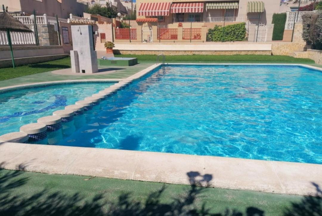 Apartament Casa Del Gato Rojo , Communal Swimming Pool , Terrace With Barbecue Torrevieja Eksteriør billede